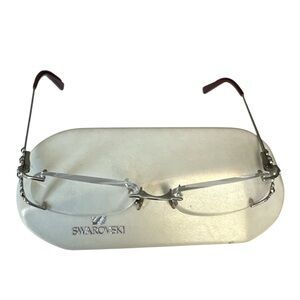 Swarovski Silver/Red with Crystal Embellishments
ARTIST SW 5011 16A 53 15 135